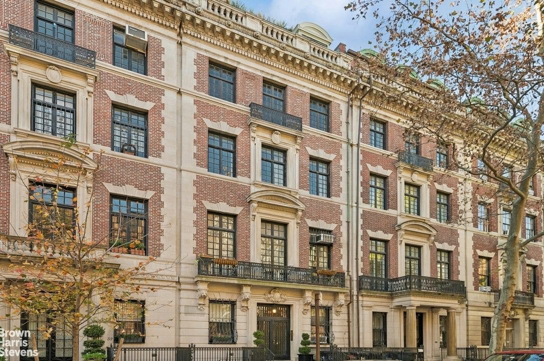 Real estate property located at 32 74TH #1, New York, Upper West Side, New York City, NY, US