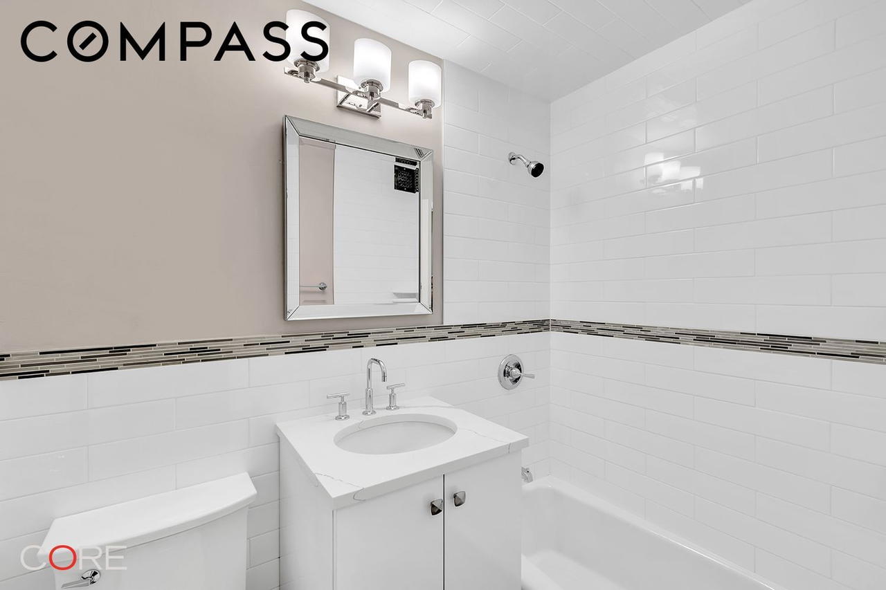 Real estate property located at 370 76th A1104, New York, Lenox Hill, New York City, NY, US
