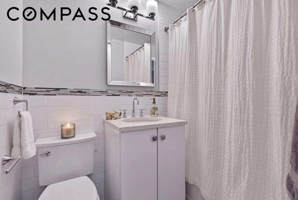 Real estate property located at 370 76th A1104, New York, Lenox Hill, New York City, NY, US