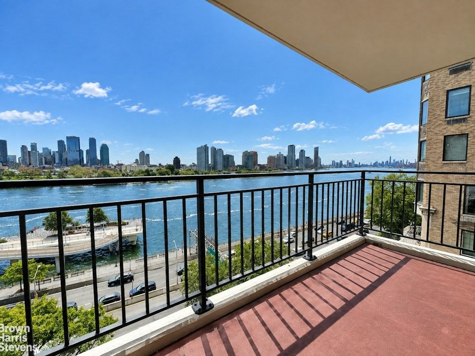 Real estate property located at 60 SUTTON #9CS, New York, Sutton Place, New York City, NY, US
