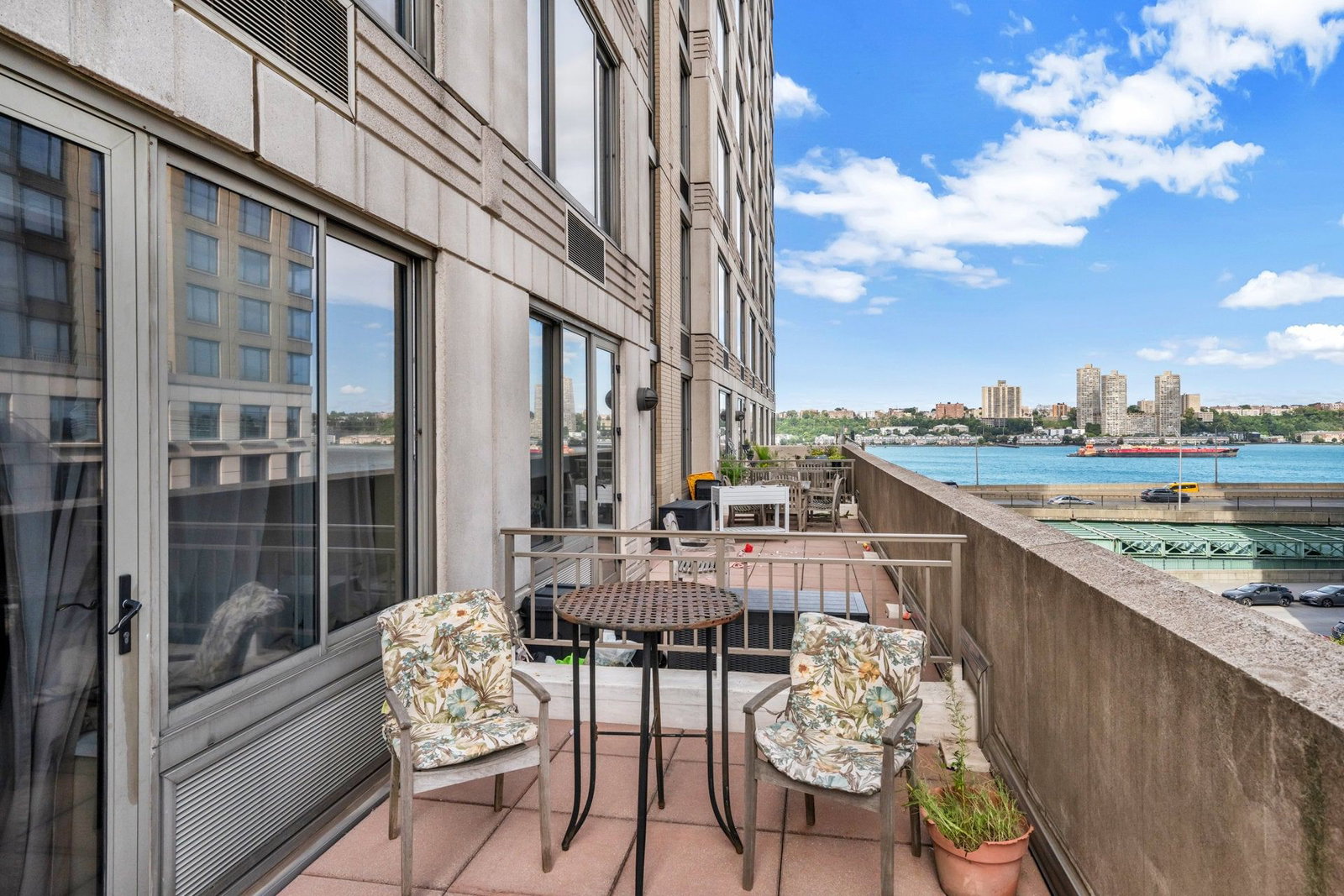 Real estate property located at 200 RIVERSIDE #5D, New York, Lincoln Square, New York City, NY, US