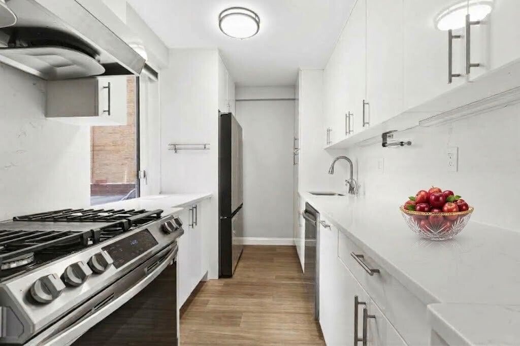 Real estate property located at 201 25TH #2A, New York, Kips Bay, New York City, NY, US