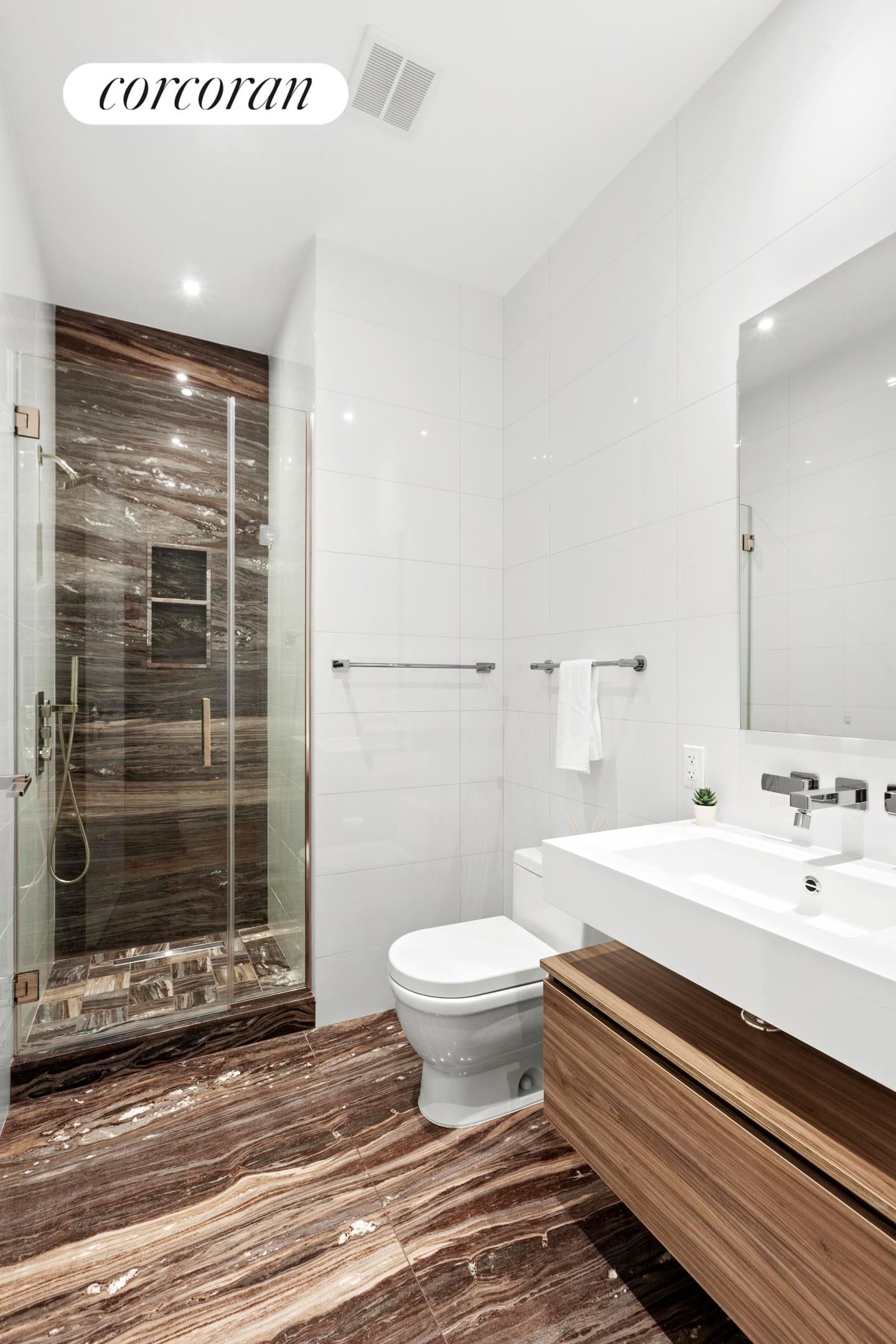 Real estate property located at 305 61ST #602, New York, Lenox Hill, New York City, NY, US