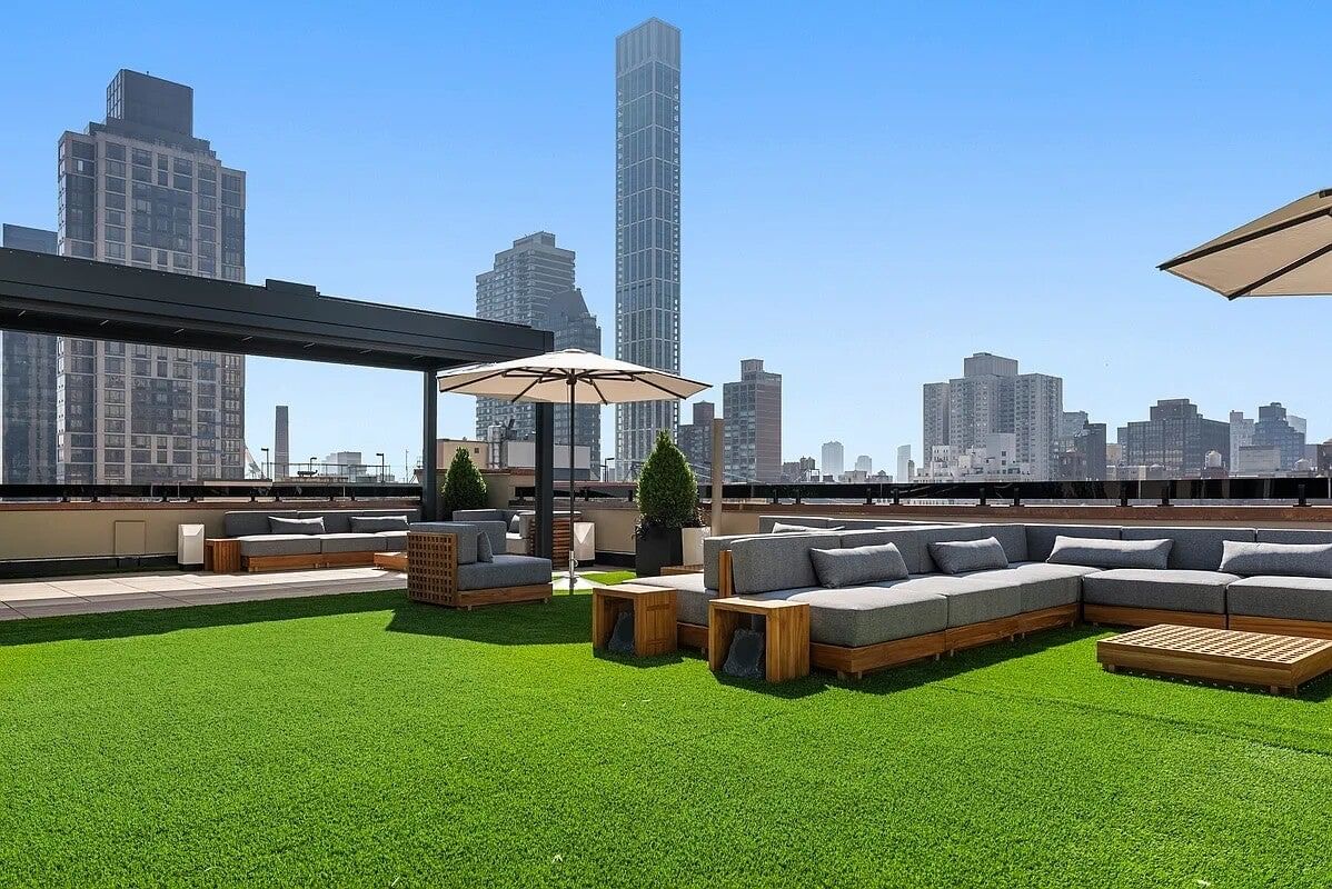Real estate property located at 305 61ST #602, New York, Lenox Hill, New York City, NY, US