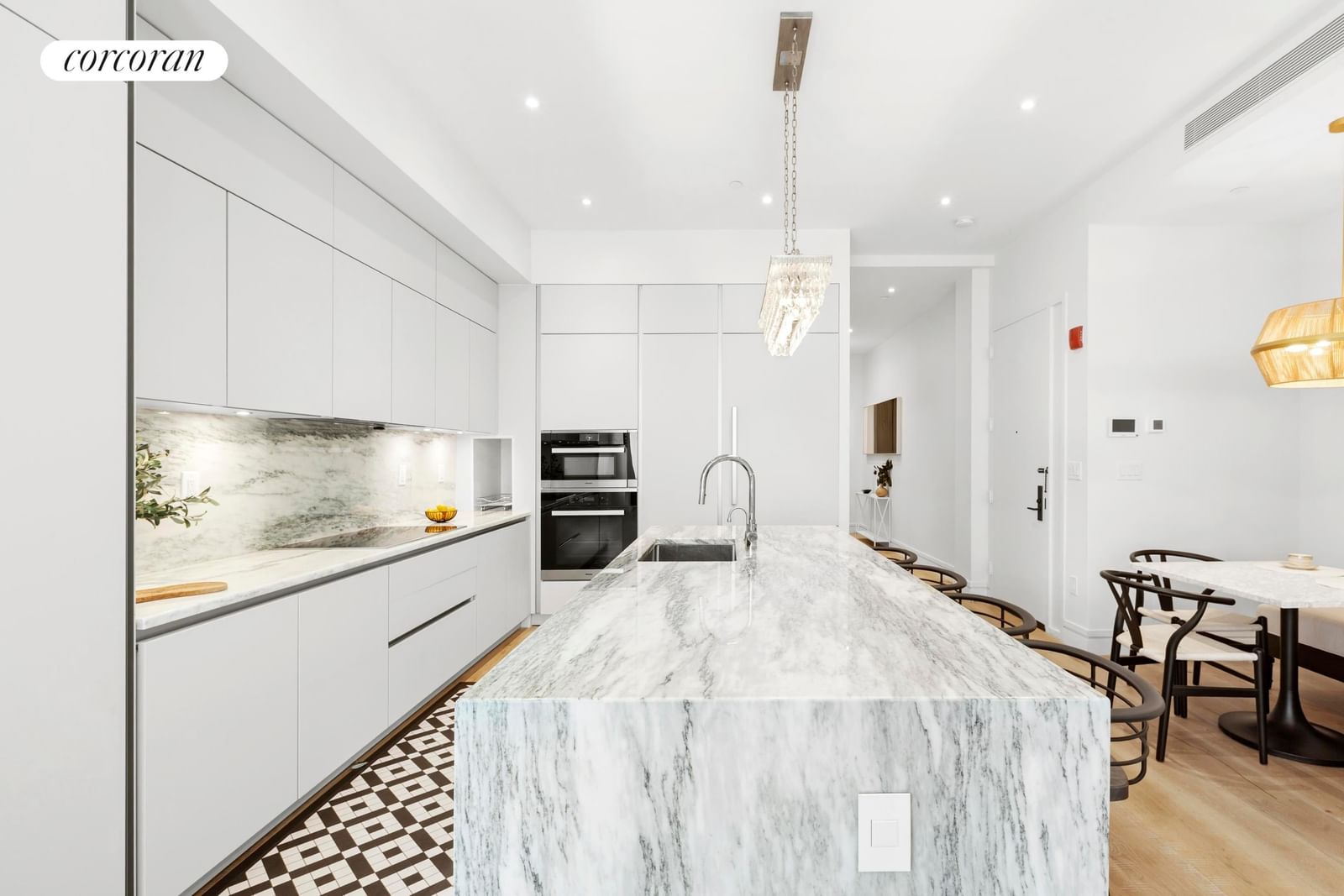 Real estate property located at 305 61ST #602, New York, Lenox Hill, New York City, NY, US