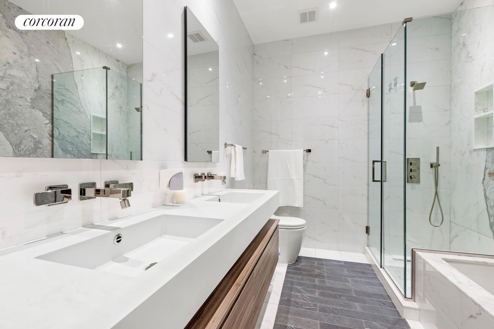 Real estate property located at 305 61ST #602, New York, Lenox Hill, New York City, NY, US