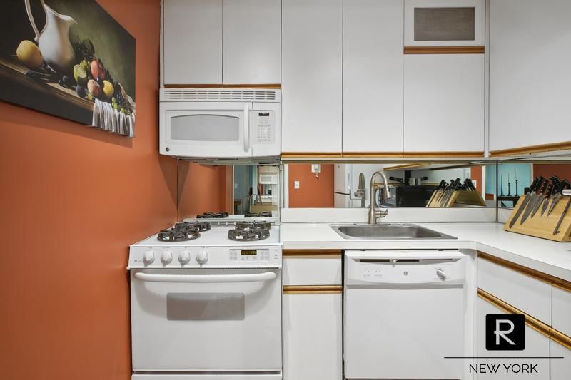 Real estate property located at 370 76th B707, New York, Upper East Side, New York City, NY, US