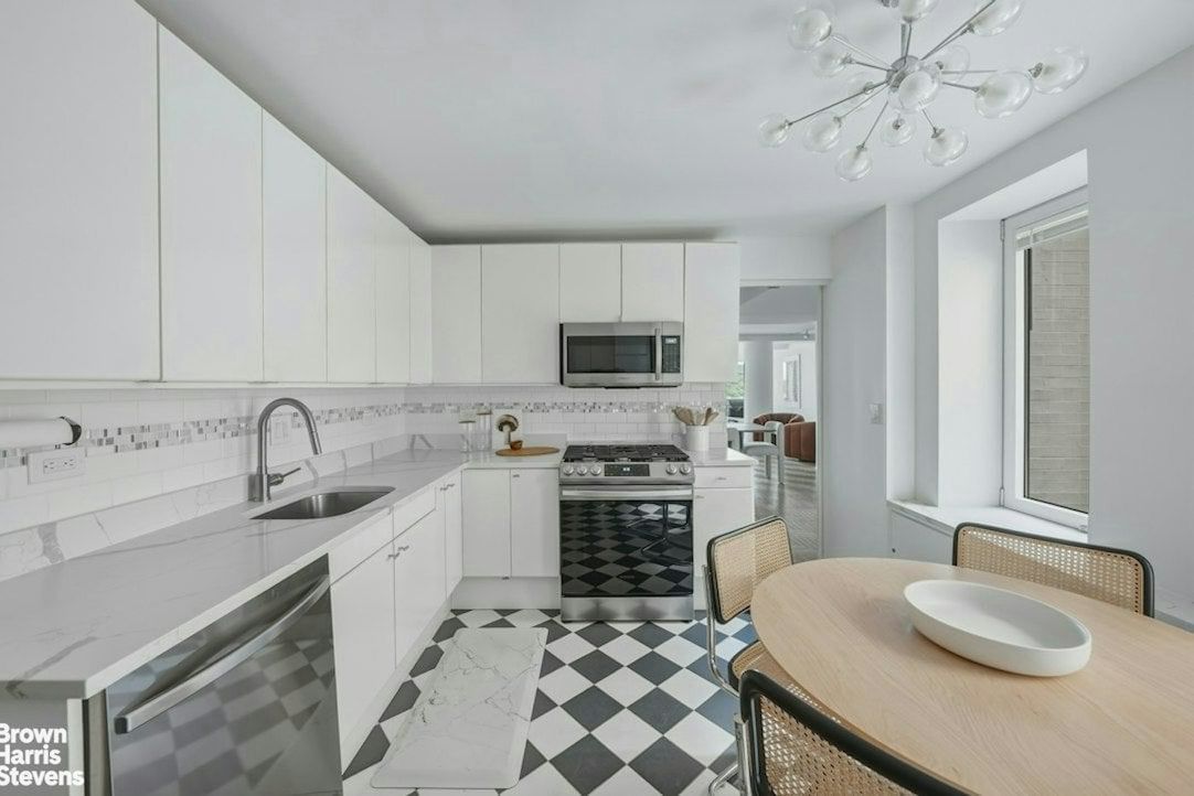Real estate property located at 106 CENTRAL #11A, New York, Central Park South, New York City, NY, US