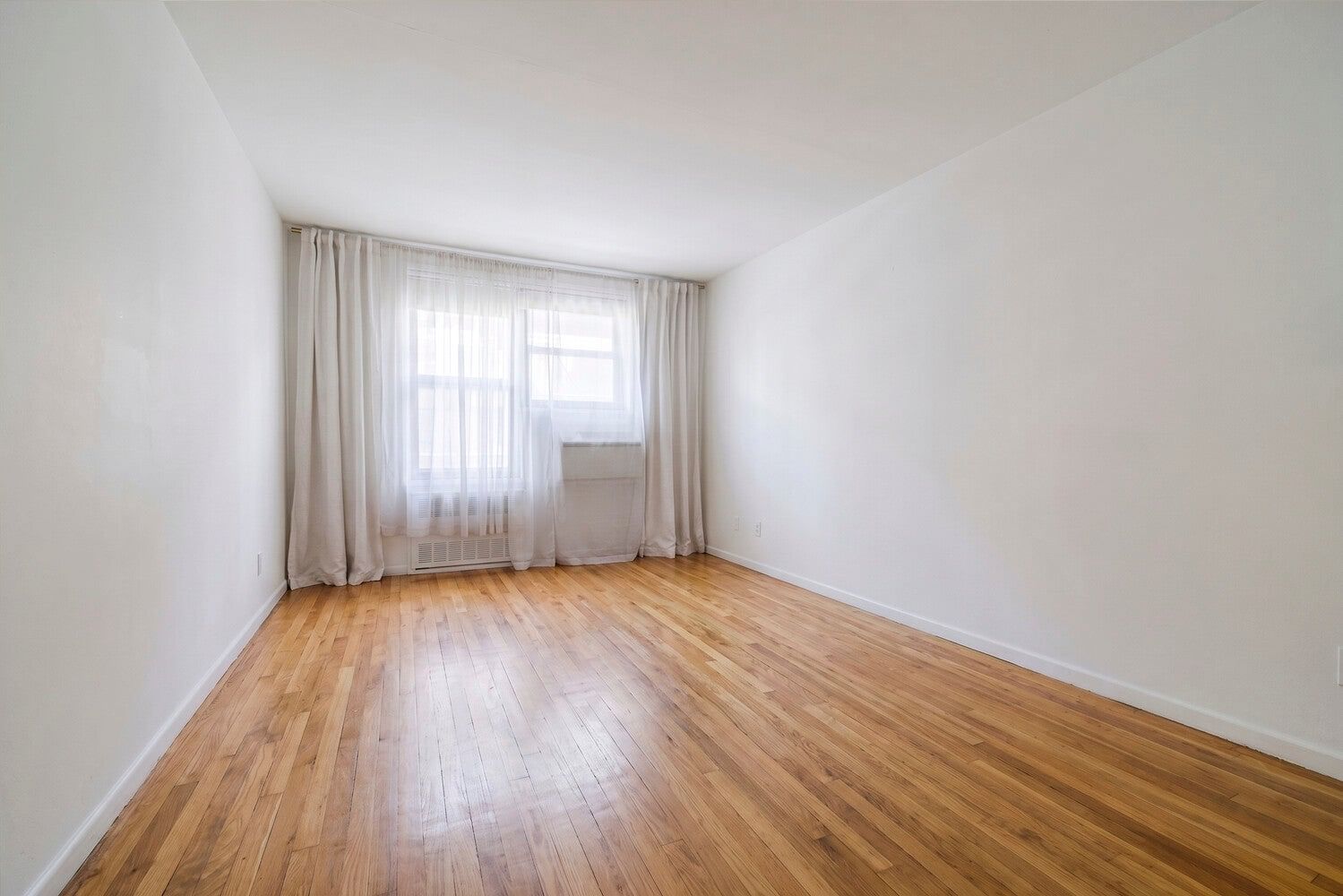 Real estate property located at 140 7TH #5G, New York, Chelsea, New York City, NY, US