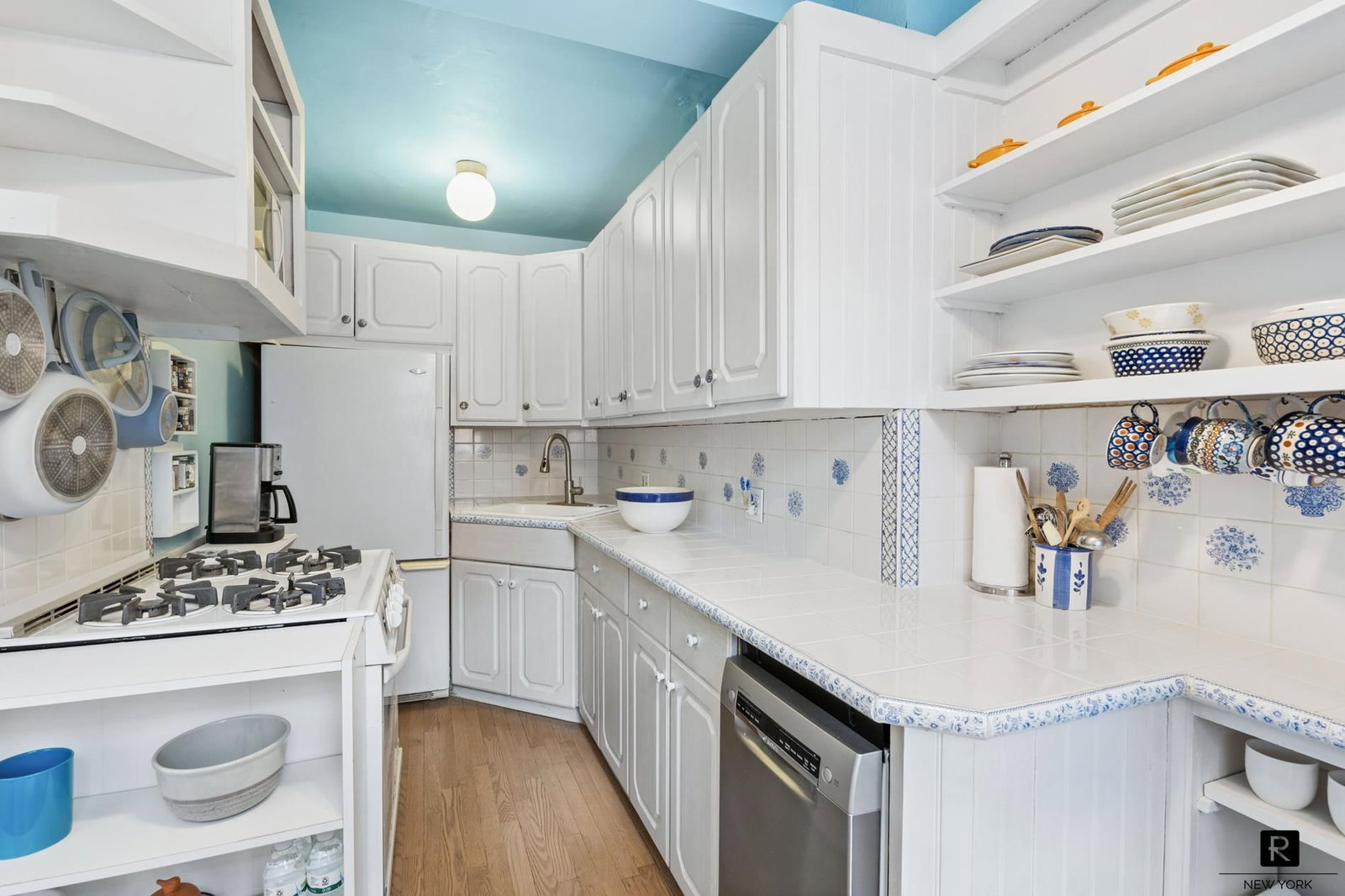 Real estate property located at 333 53rd #5-H, New York, Sutton Place, New York City, NY, US