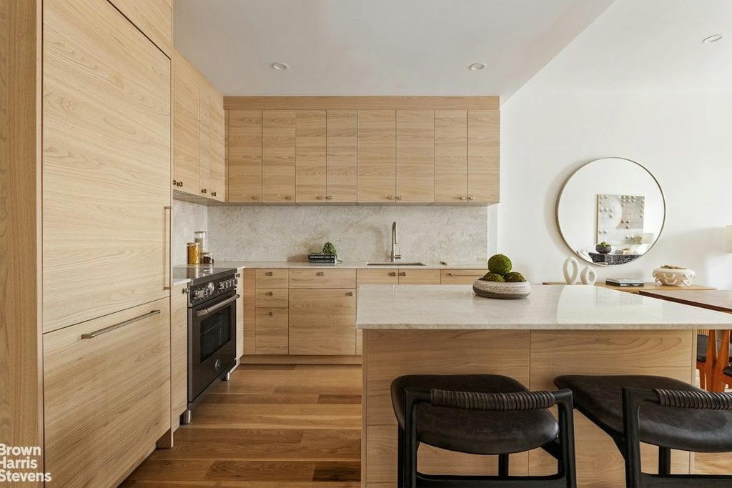 Real estate property located at 212 HURON #3, Kings, Greenpoint, New York City, NY, US