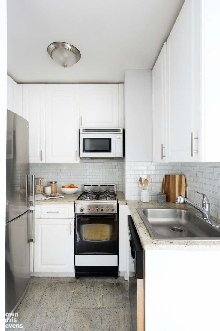 Real estate property located at 233 69TH #17M, New York, Lenox Hill, New York City, NY, US
