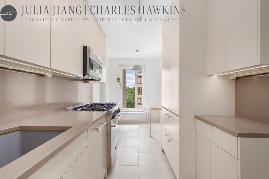 Real estate property located at 200 CENTRAL #8R, New York, Central Park South, New York City, NY, US
