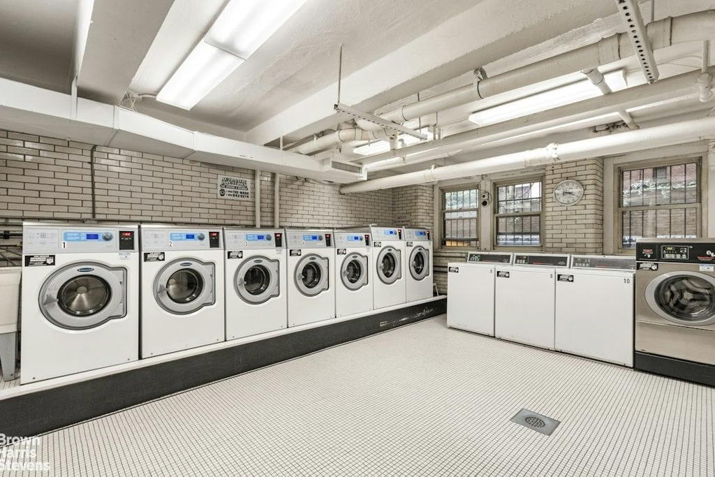 Real estate property located at 315 68TH #2P, New York, Lenox Hill, New York City, NY, US