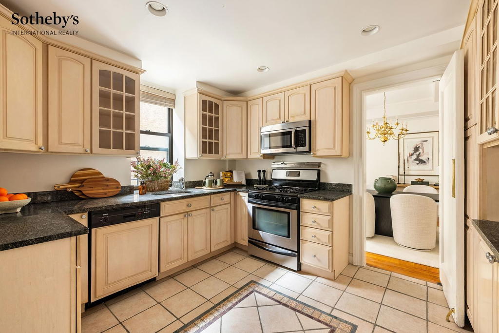 Real estate property located at 314 77th #4A, New York, Upper West Side, New York City, NY, US
