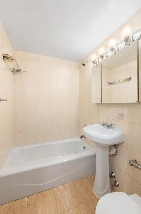 Real estate property located at 408 57th #7L, New York, Hell's Kitchen, New York City, NY, US