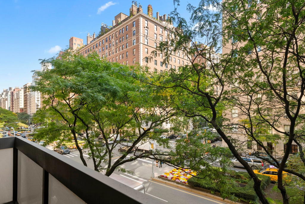 Real estate property located at 750 PARK #4B, New York, Lenox Hill, New York City, NY, US