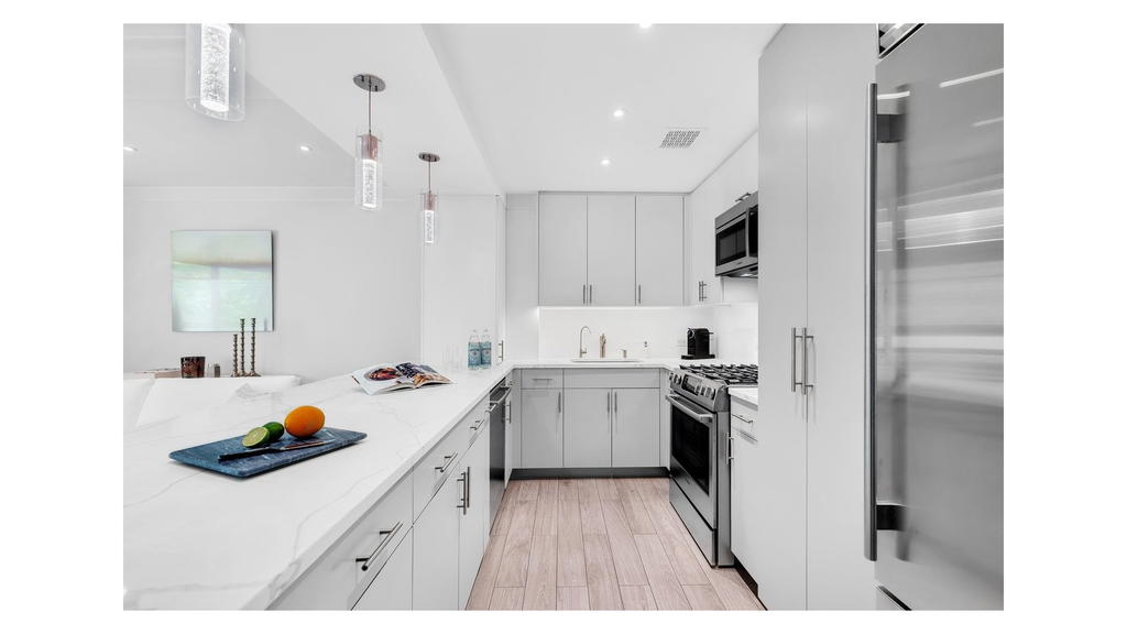 Real estate property located at 750 PARK #4B, New York, Lenox Hill, New York City, NY, US