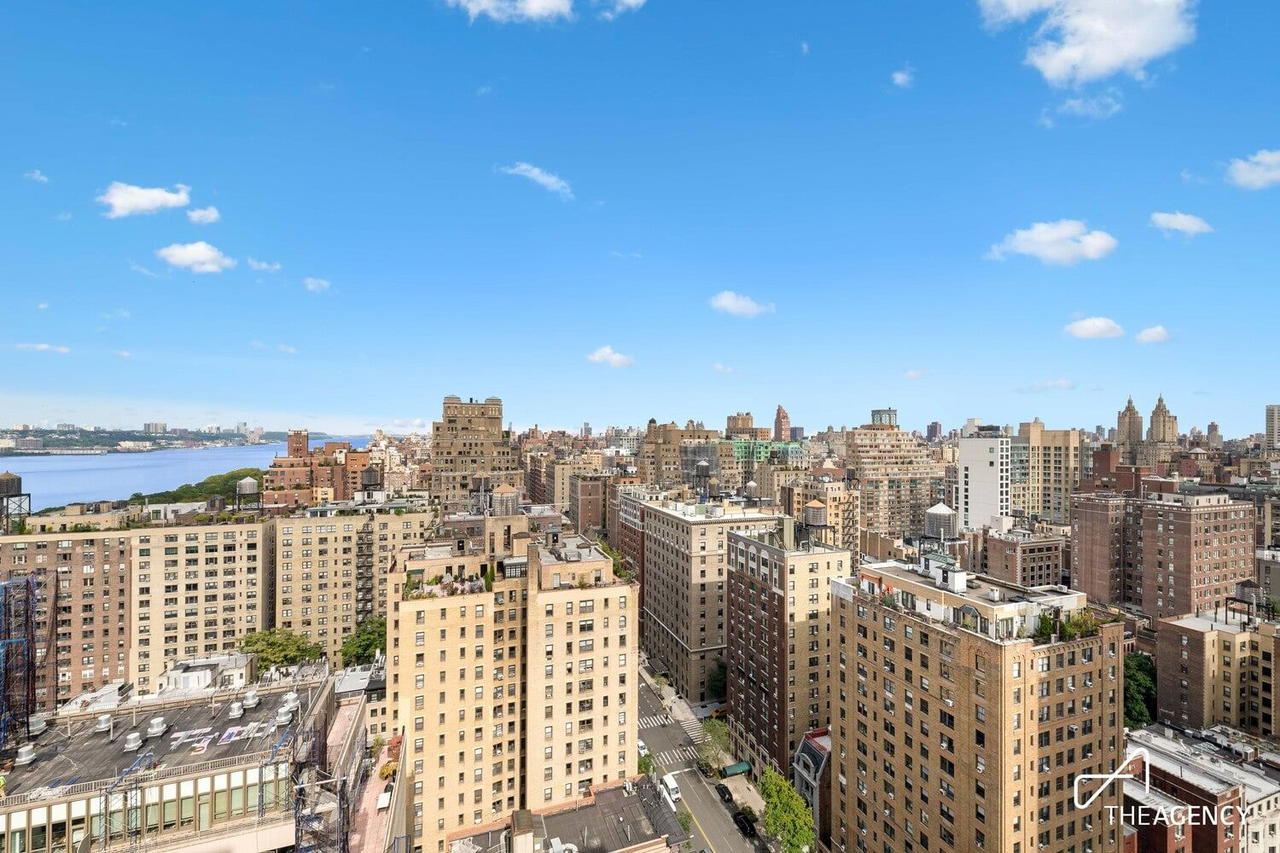 Real estate property located at 205 END #28R, New York, Lincoln Square, New York City, NY, US