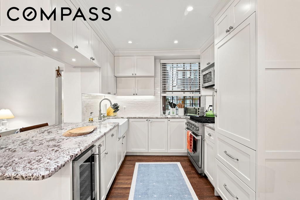 Real estate property located at 210 73rd #4A, New York, Lenox Hill, New York City, NY, US