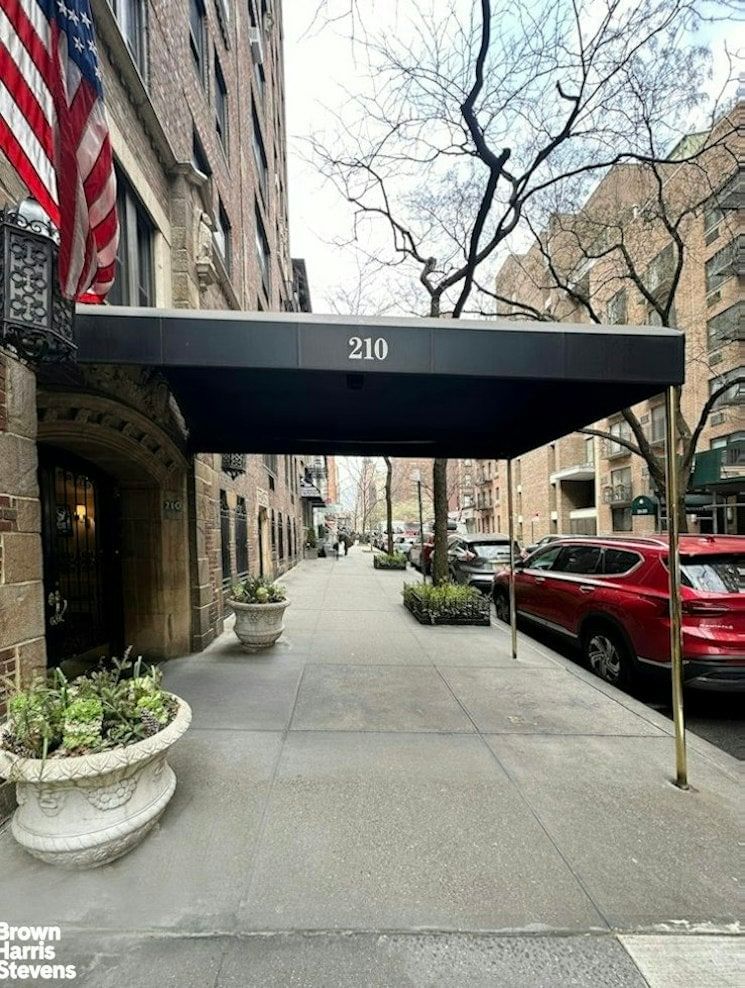 Real estate property located at 210 73RD #1E, New York, Lenox Hill, New York City, NY, US
