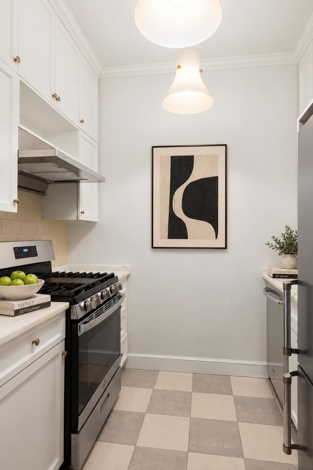 Real estate property located at 25 69th #4-A, New York, Upper East Side, New York City, NY, US