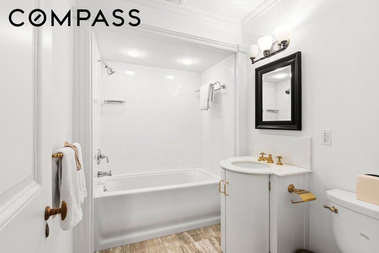 Real estate property located at 150 Central #2204, New York, Central Park South, New York City, NY, US