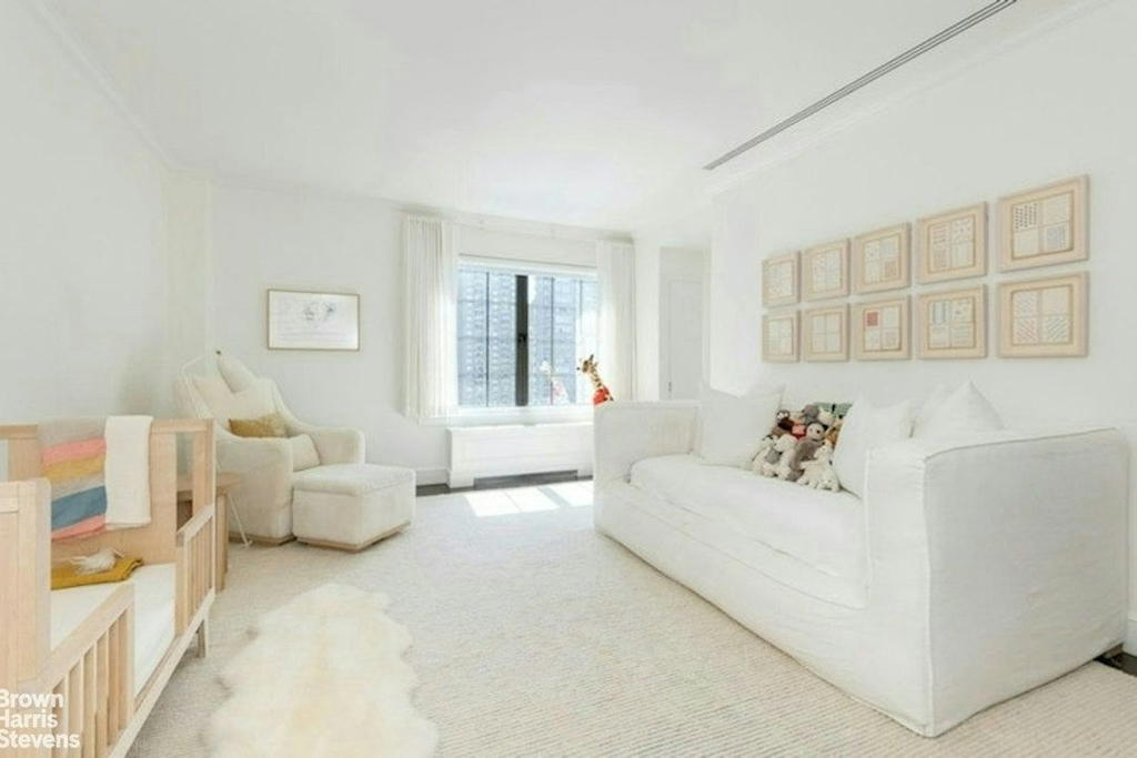 Real estate property located at 133 64TH PHS/11C, New York, Lenox Hill, New York City, NY, US