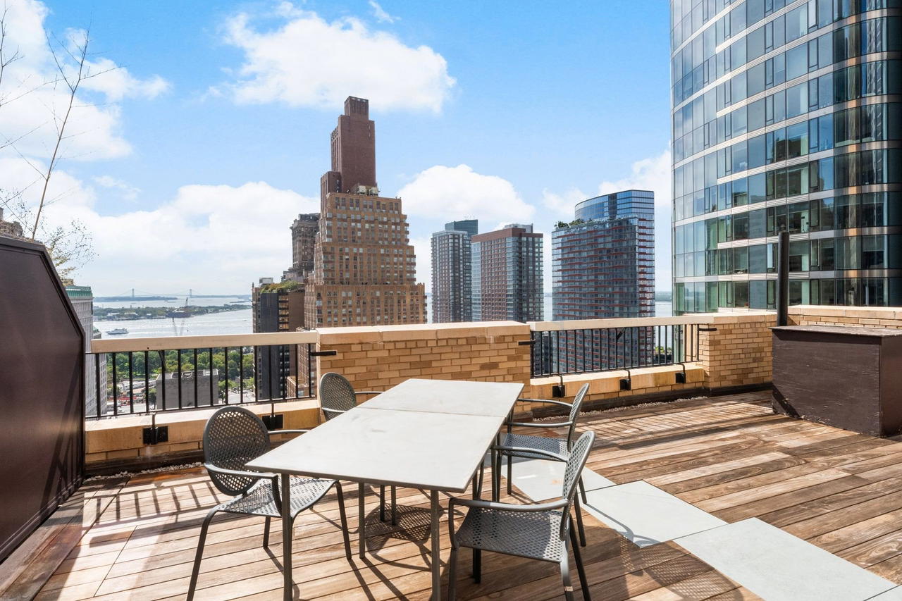 Real estate property located at 88 GREENWICH #2101, New York, Financial District, New York City, NY, US