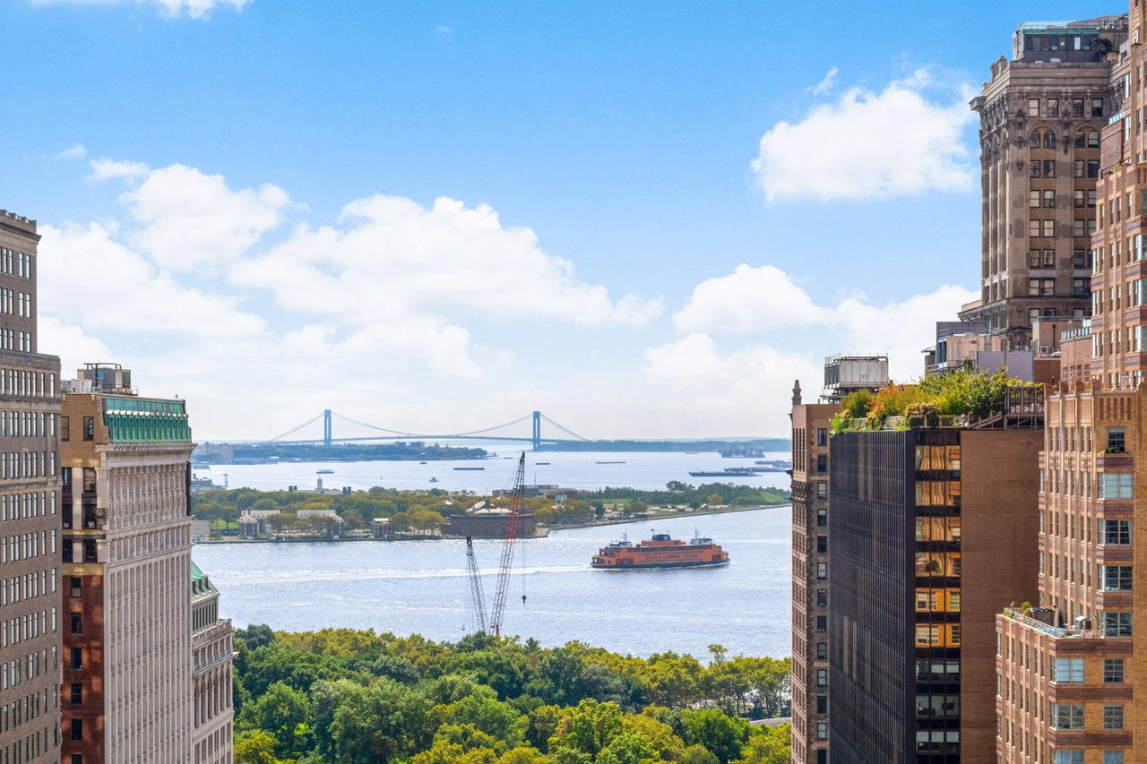 Real estate property located at 88 GREENWICH #2101, New York, Financial District, New York City, NY, US