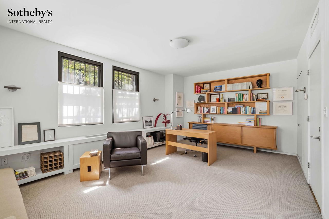 Real estate property located at 930 Park #1C, New York, Upper East Side, New York City, NY, US