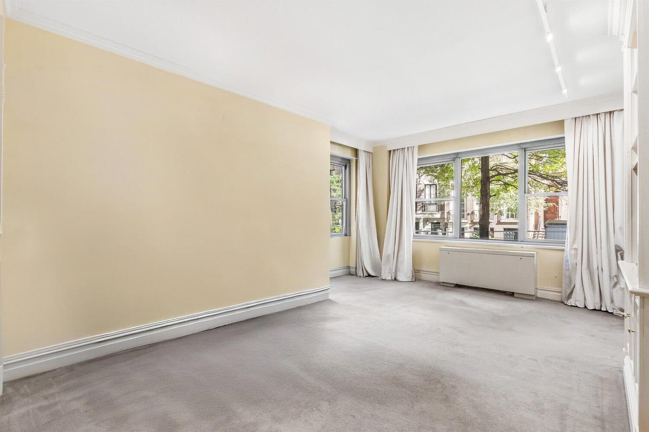 Real estate property located at 650 PARK #2C, New York, Lenox Hill, New York City, NY, US