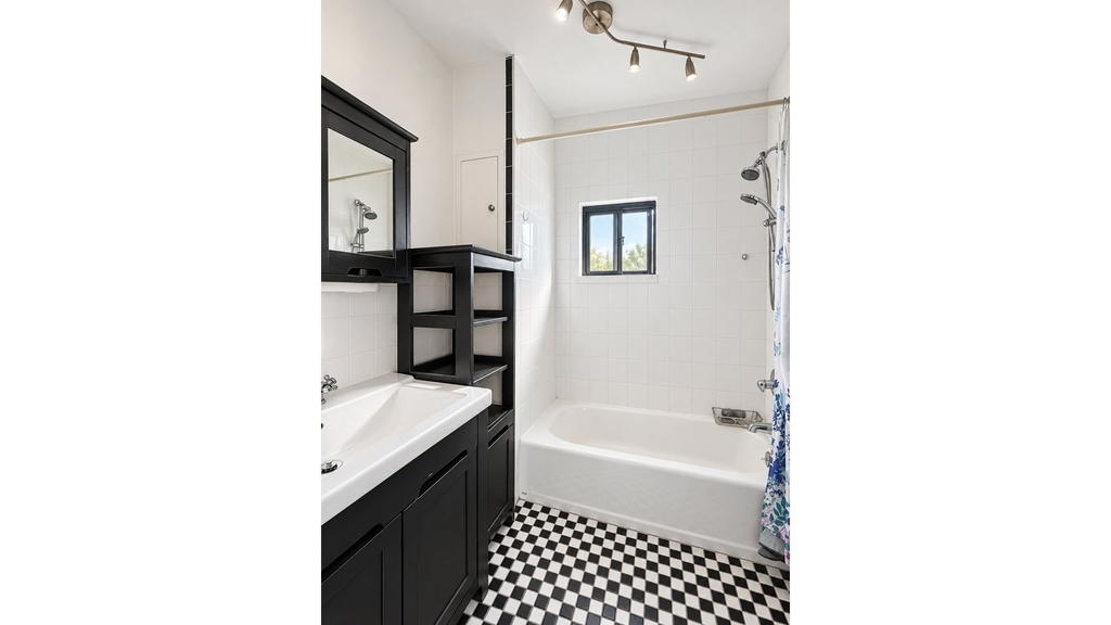 Real estate property located at 3848 LAUREL, Kings, Sea Gate, New York City, NY, US