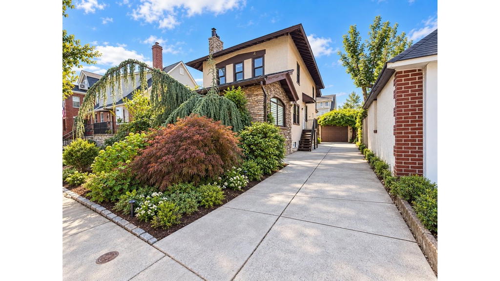 Real estate property located at 3848 LAUREL, Kings, Sea Gate, New York City, NY, US