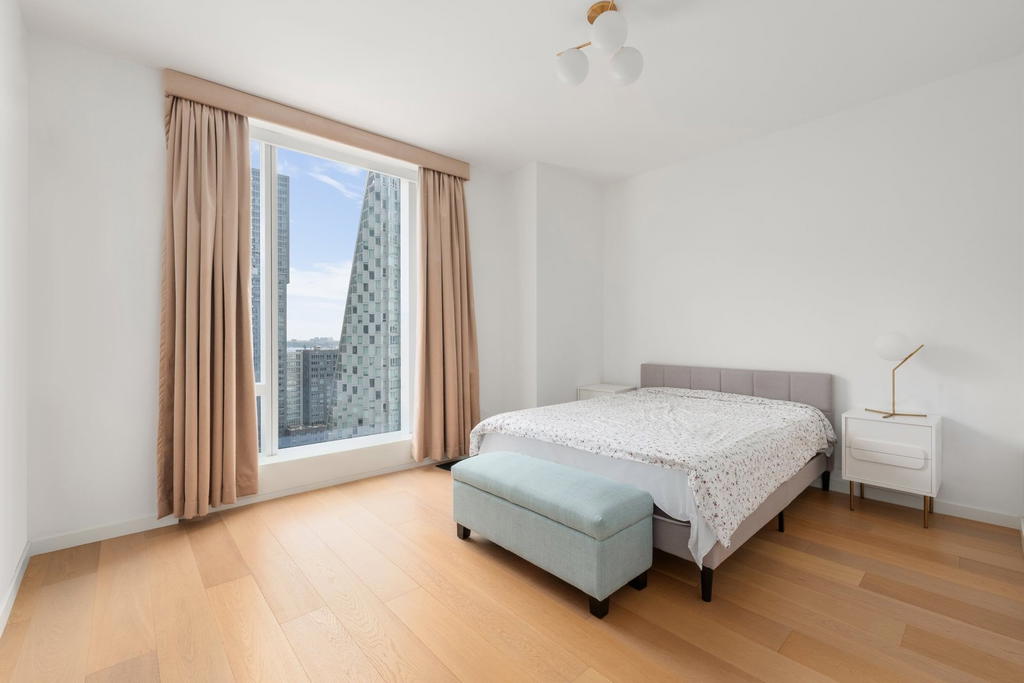 Real estate property located at 1 END #18G, New York, Lincoln Square, New York City, NY, US