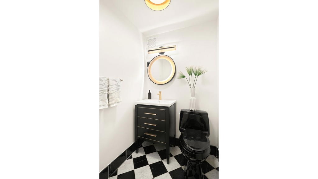 Real estate property located at 35 SUTTON #9E, New York, Sutton Place, New York City, NY, US