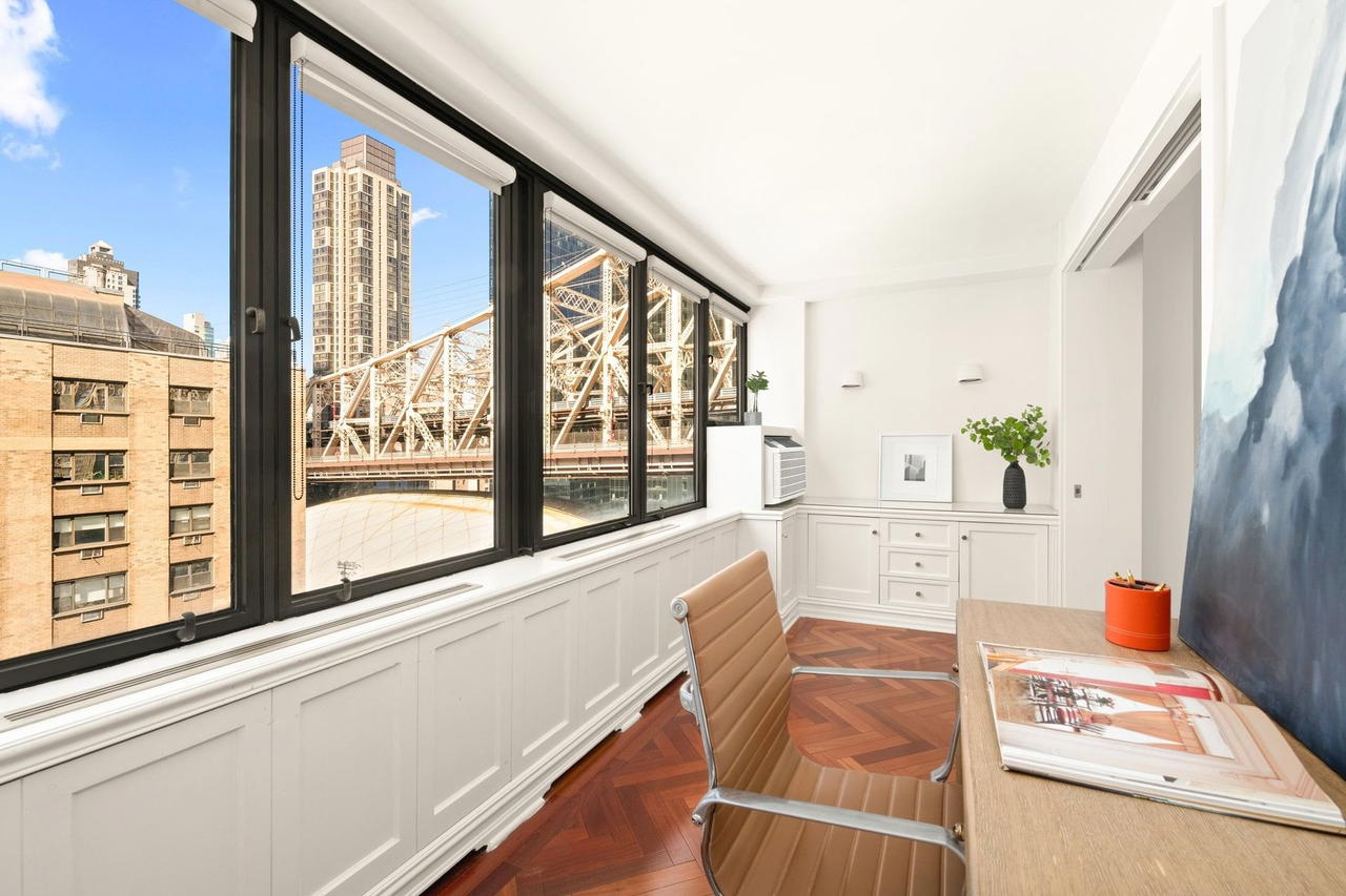 Real estate property located at 35 SUTTON #9E, New York, Sutton Place, New York City, NY, US