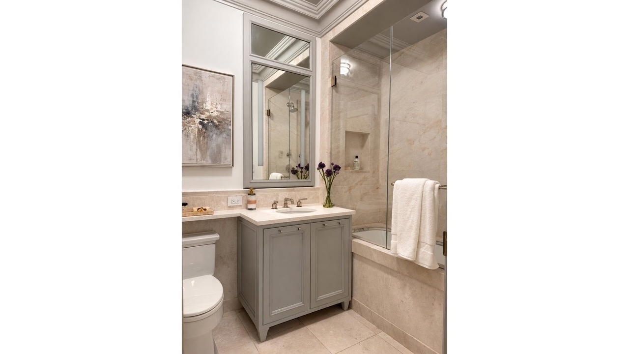 Real estate property located at 2211 BROADWAY #2A, New York, Upper West Side, New York City, NY, US
