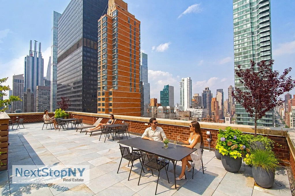 Real estate property located at 245 54TH #29L, New York, Sutton Place, New York City, NY, US