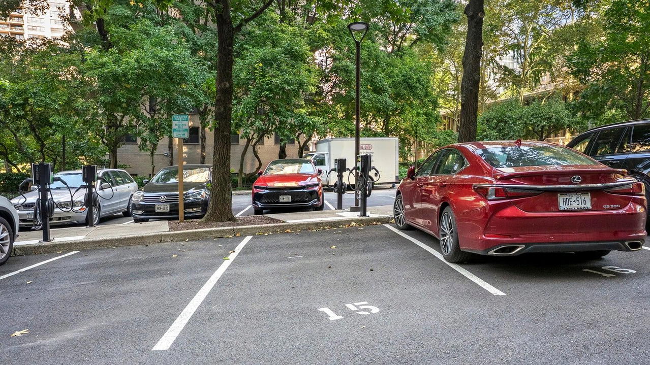Real estate property located at 170 END #2H/PARKING, New York, Lincoln Square, New York City, NY, US