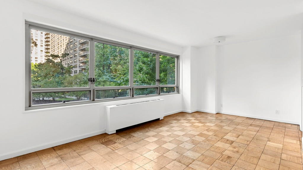 Real estate property located at 170 END #2H/PARKING, New York, Lincoln Square, New York City, NY, US