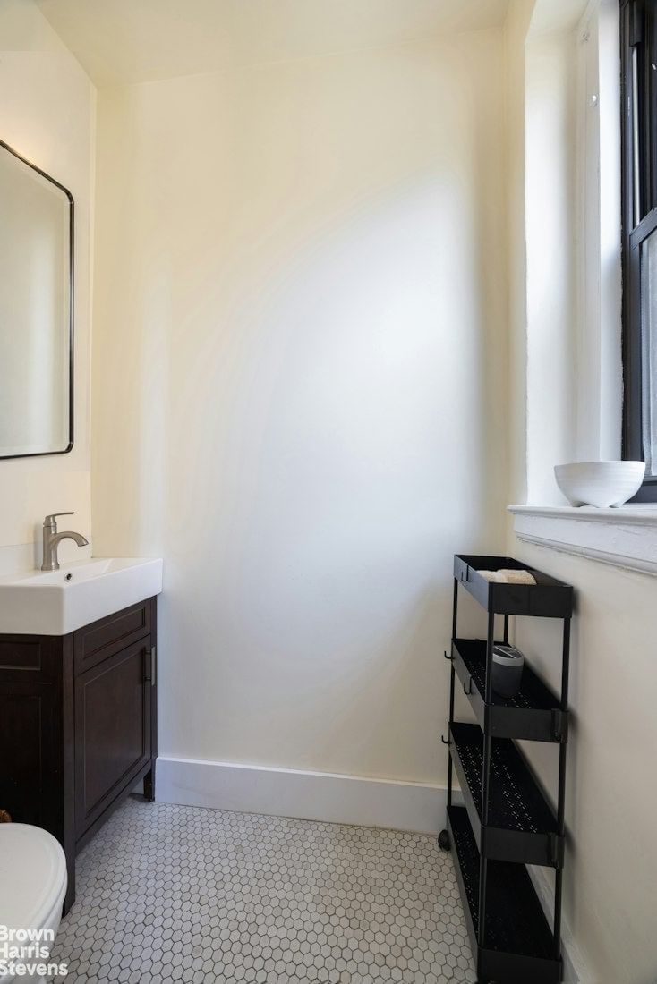 Real estate property located at 37 93RD #12, New York, Upper West Side, New York City, NY, US