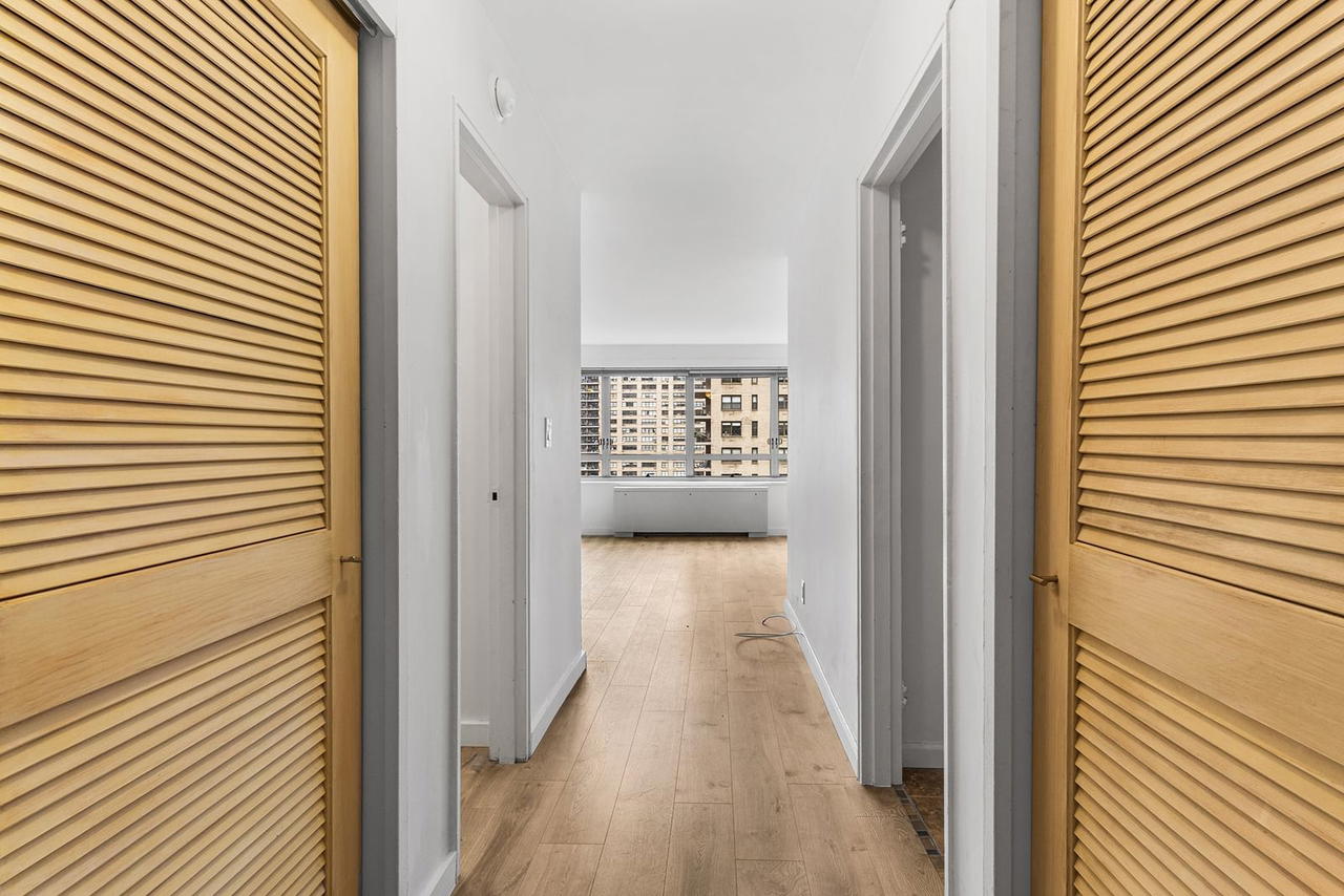 Real estate property located at 170 End #15L, New York, Lincoln Square, New York City, NY, US