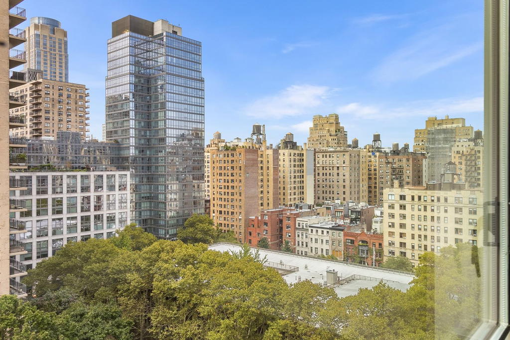 Real estate property located at 170 End #15L, New York, Lincoln Square, New York City, NY, US