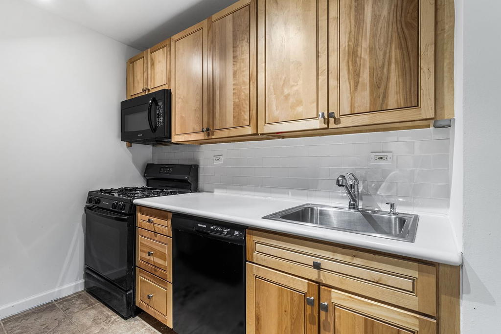 Real estate property located at 170 End #15L, New York, Lincoln Square, New York City, NY, US