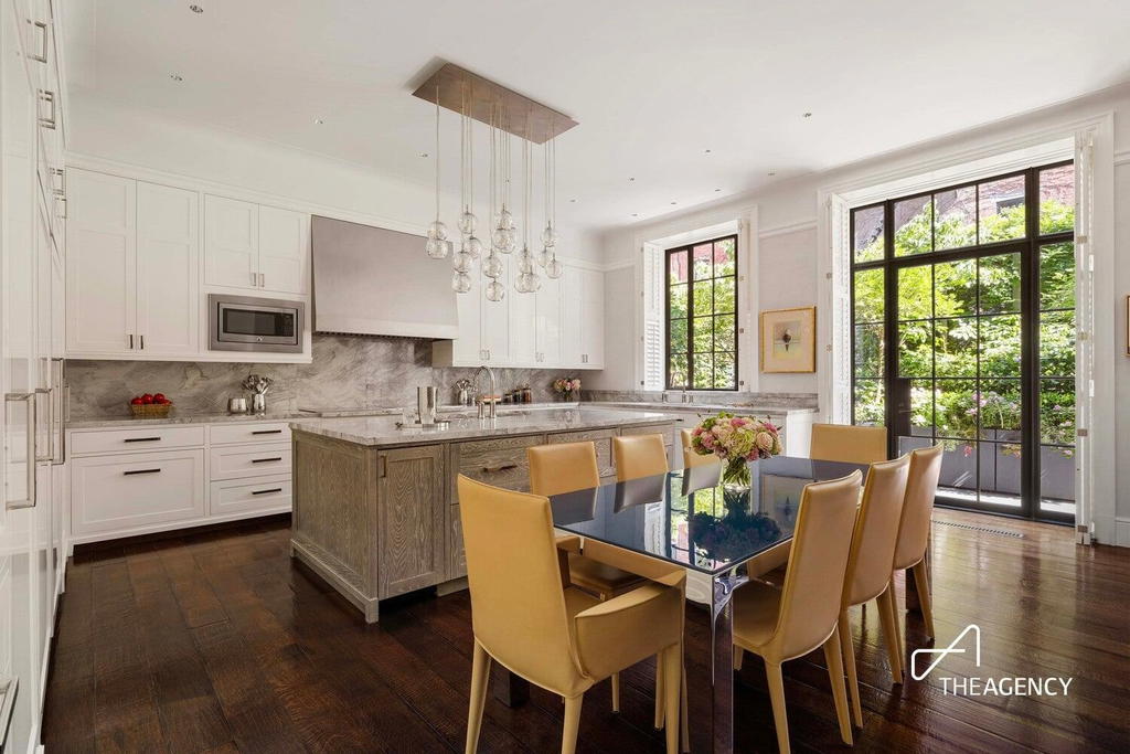 Real estate property located at 165 70TH, New York, Lenox Hill, New York City, NY, US