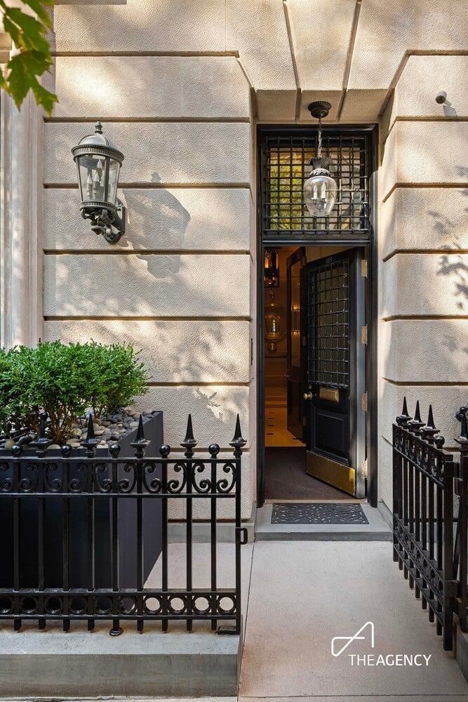 Real estate property located at 165 70TH, New York, Lenox Hill, New York City, NY, US