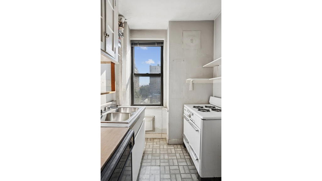 Real estate property located at 46 95TH #8B, New York, Upper West Side, New York City, NY, US