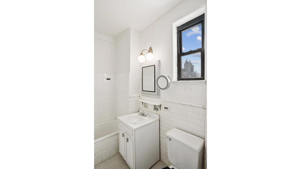 Real estate property located at 46 95TH #8B, New York, Upper West Side, New York City, NY, US