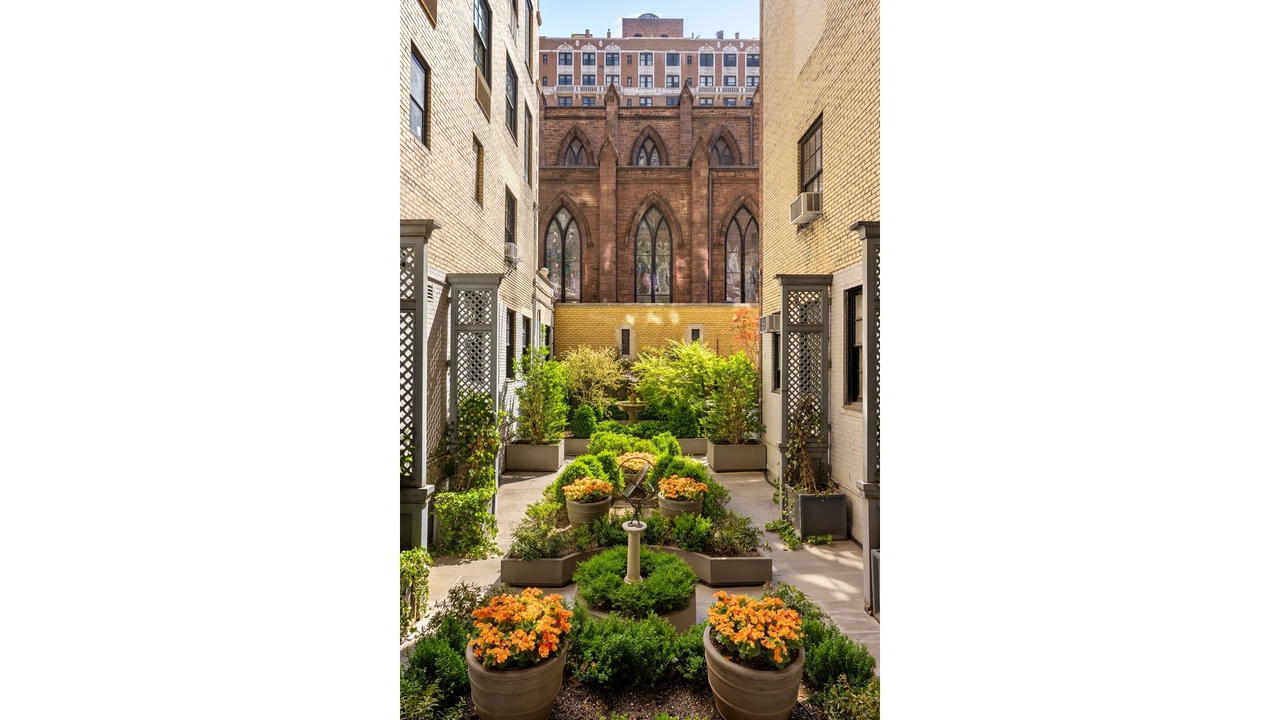 Real estate property located at 40 5TH #15CD, New York, Greenwich Village, New York City, NY, US